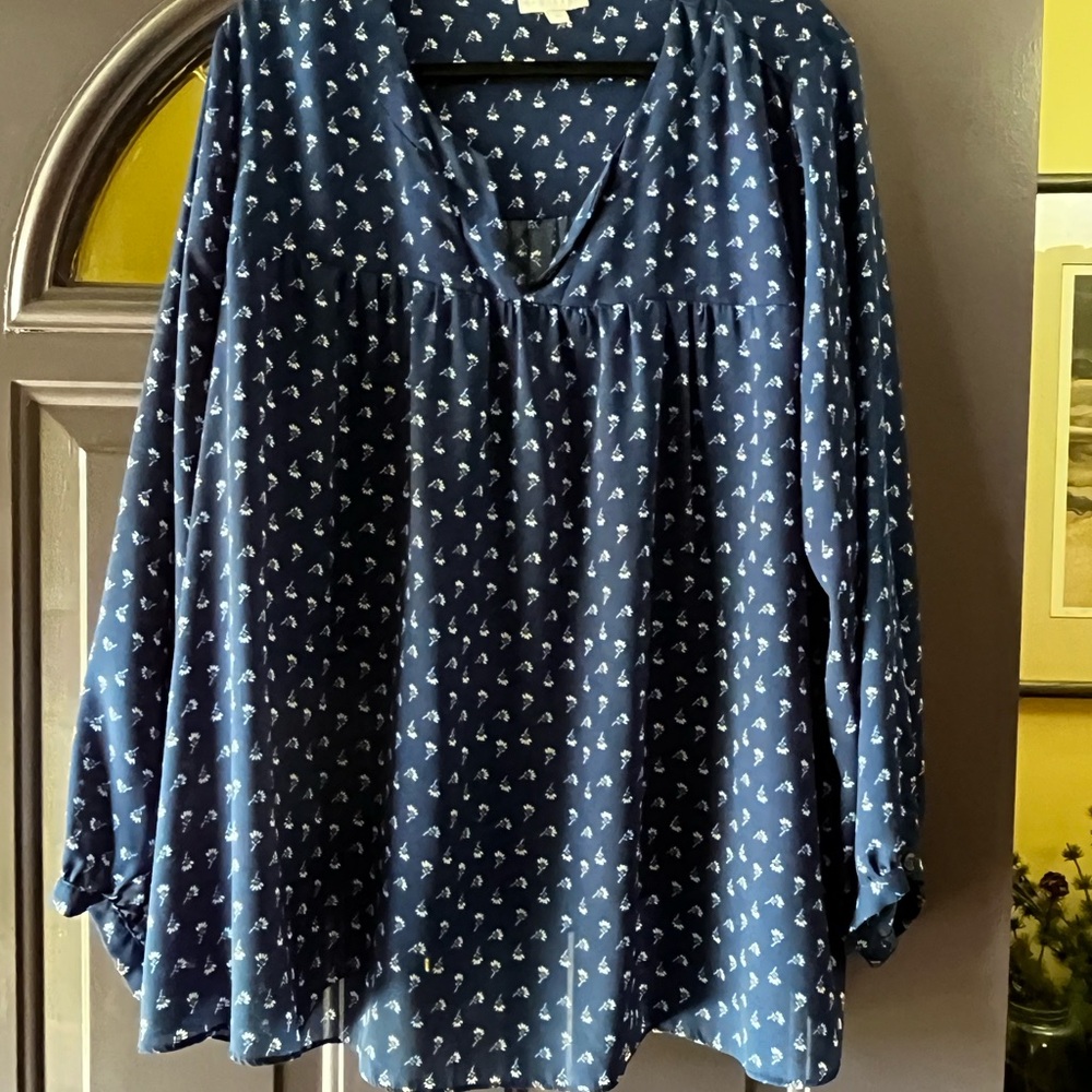 Casual Navy Printed Blouse - PLUS SIZE 3X